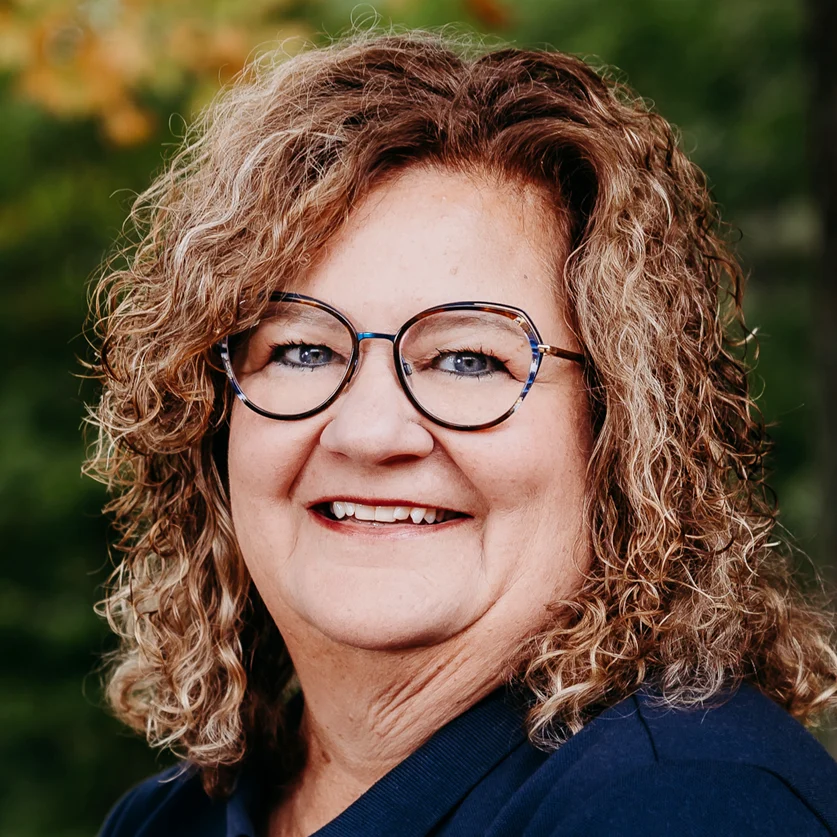INT BOOK - About - Linda McClellan - 2025